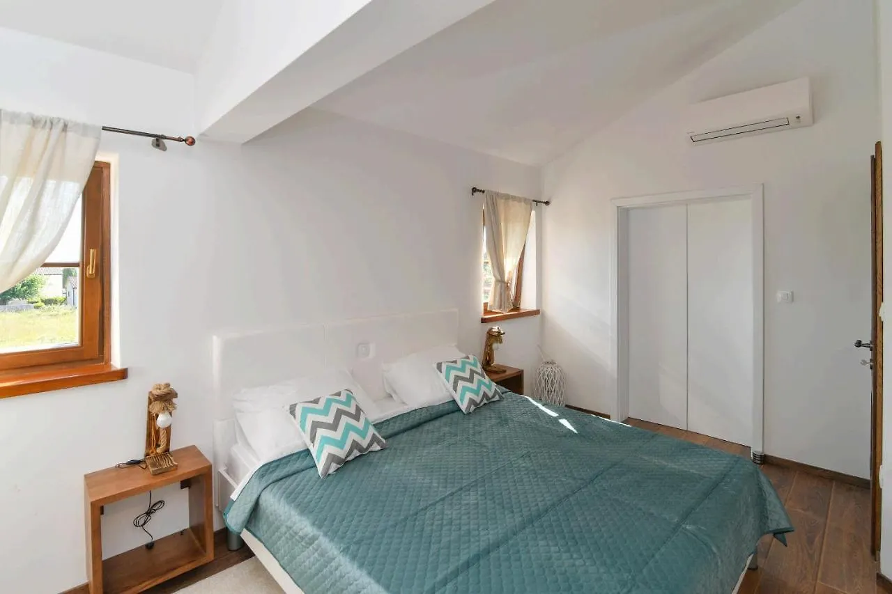 Villa Lavandula - Matulini Porec 0*,